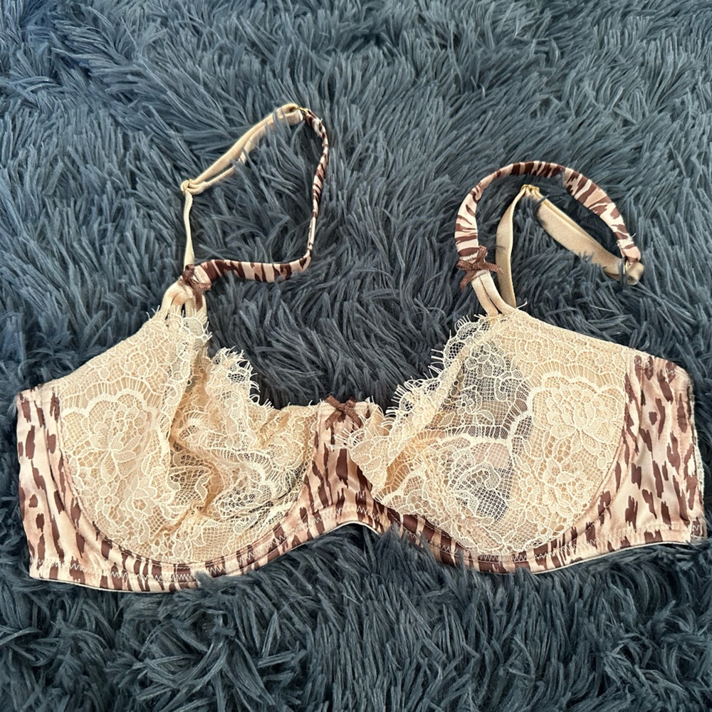 Victoria’s Secrete Bralette